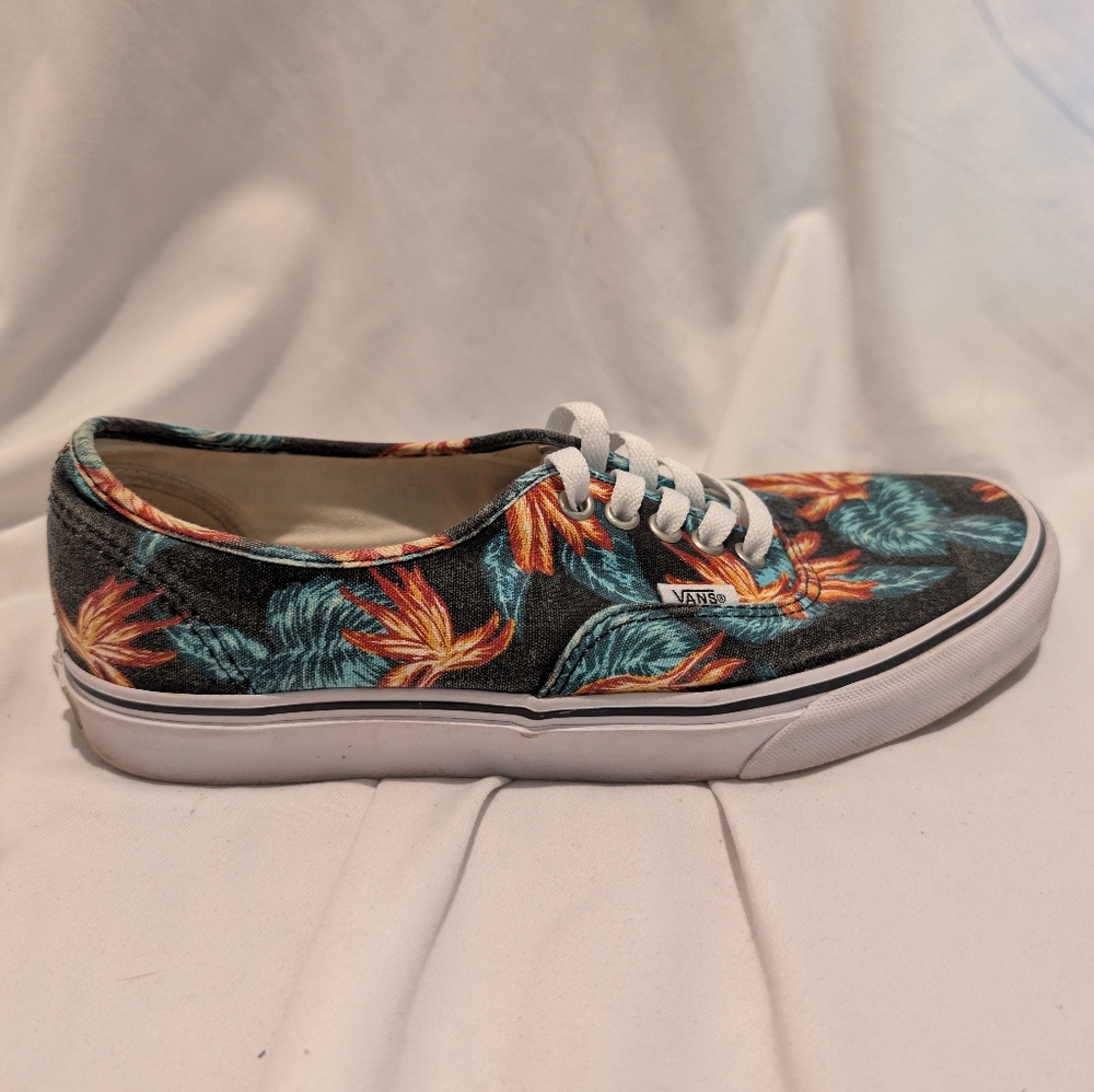 Van Authentic - Picture 6 of 10